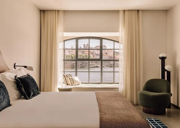 The Rebello & - Small Luxury Of The World Отель Вила-Нова-ди-Гая